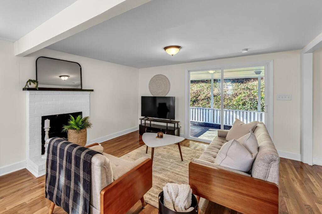 Fully Renovated 4 Bed Buena Vista House Near Wfu Villa Winston-Salem Eksteriør billede