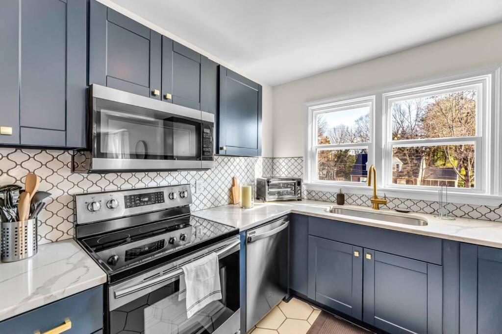 Fully Renovated 4 Bed Buena Vista House Near Wfu Villa Winston-Salem Eksteriør billede